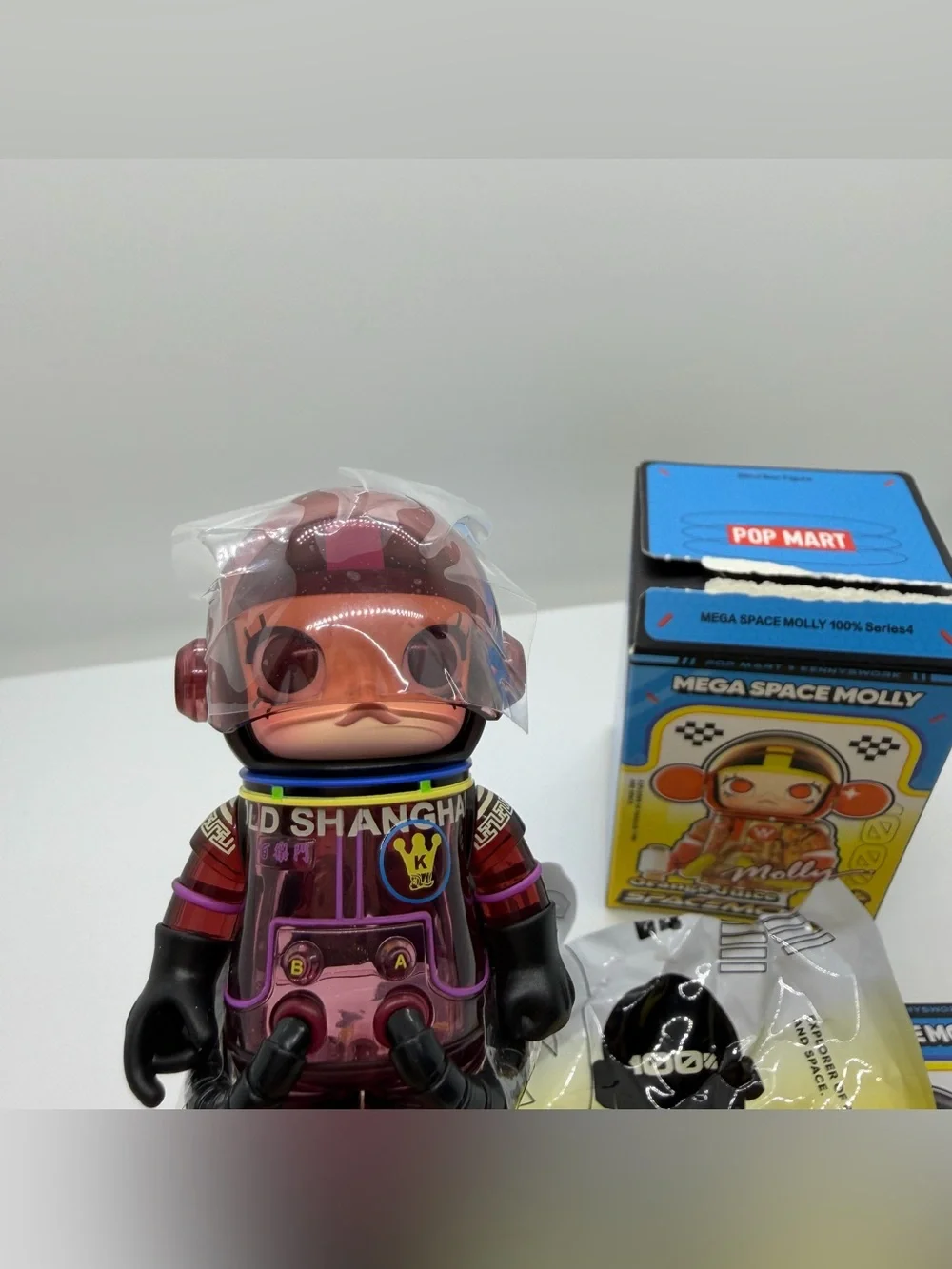 Pop Mart Mega Space Molly 100% Palmer House Old Shanghai Vinyl Figure
